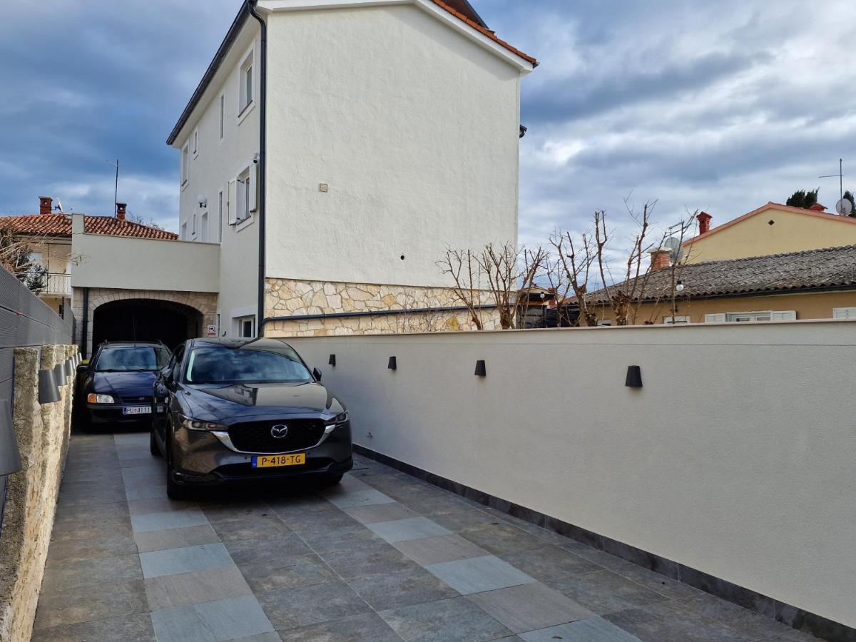 Apartmani Carla Medulin Exterior foto